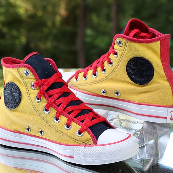 Converse Chuck Taylor All Star High Men’s Size 5 main image 4